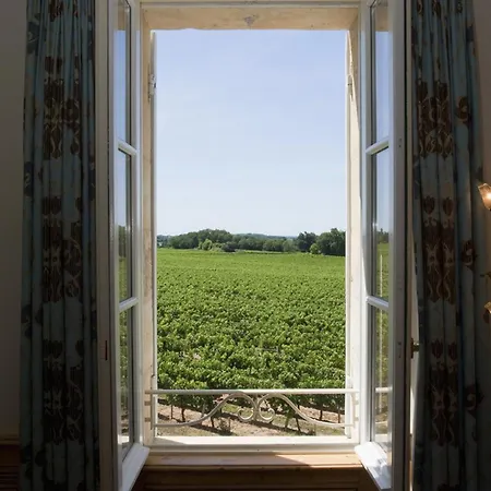 Alojamento de Acomodação e Pequeno-almoço Château De Môle
