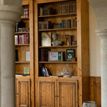 Héloïse De Charme Bed & Breakfast 3*